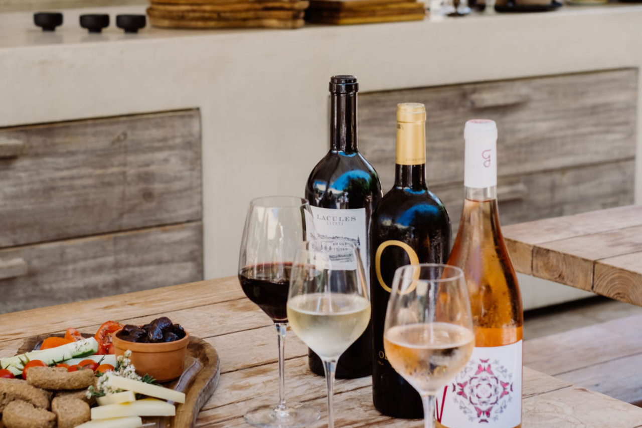 8_wine_tasting_phaea