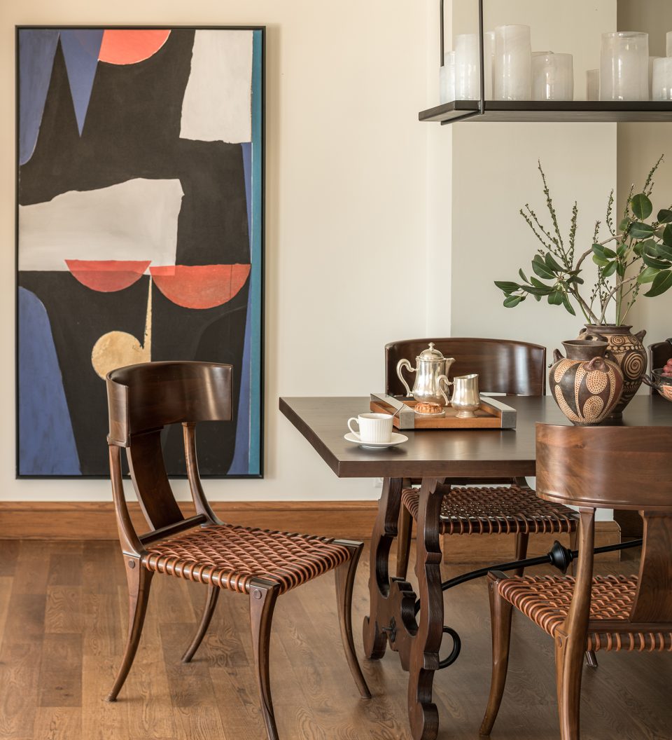 Immerse yourself in the many facets of modern Greece