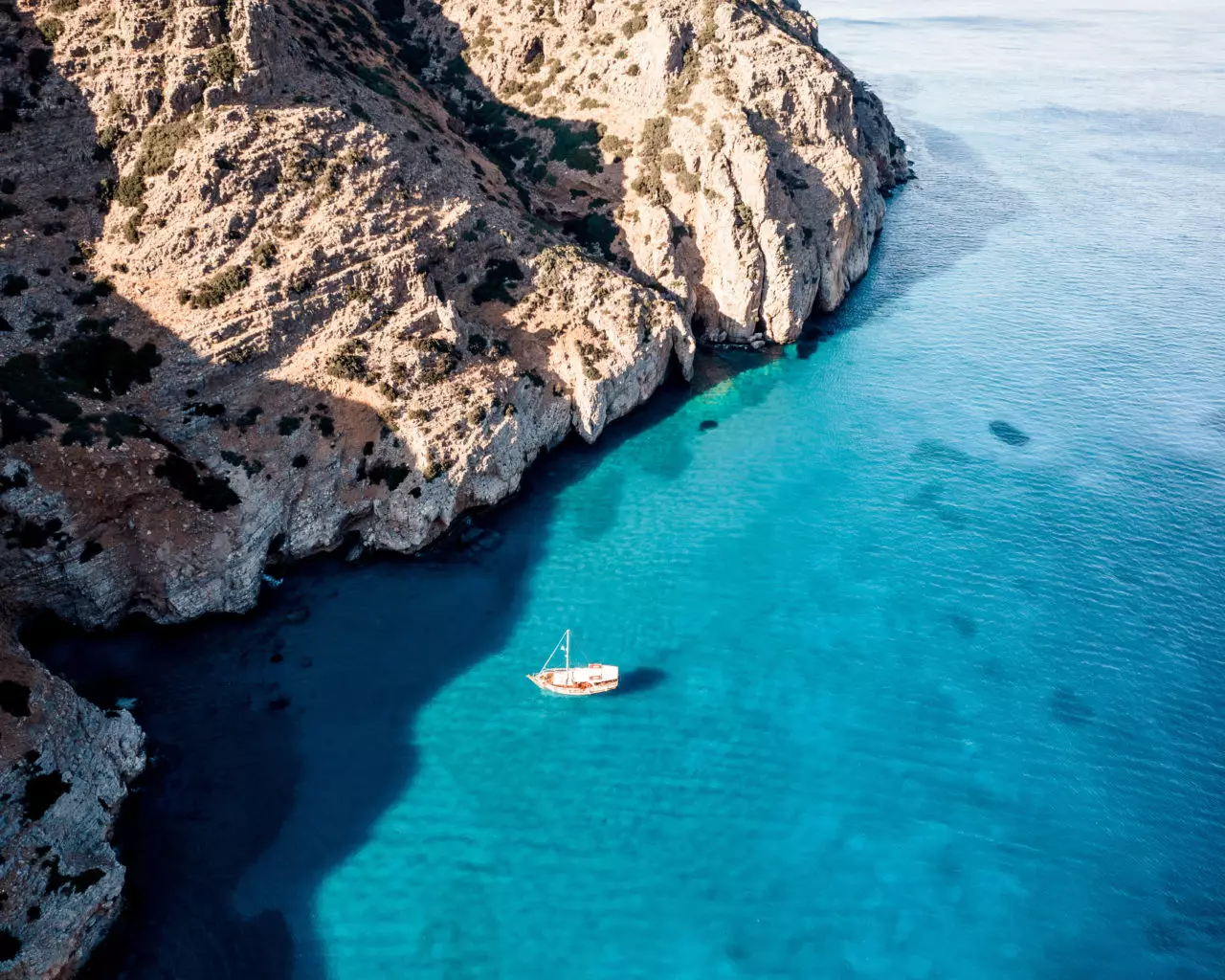 1791_The-Traditional-Caique1-scaled-aspect-ratio-1280-1024