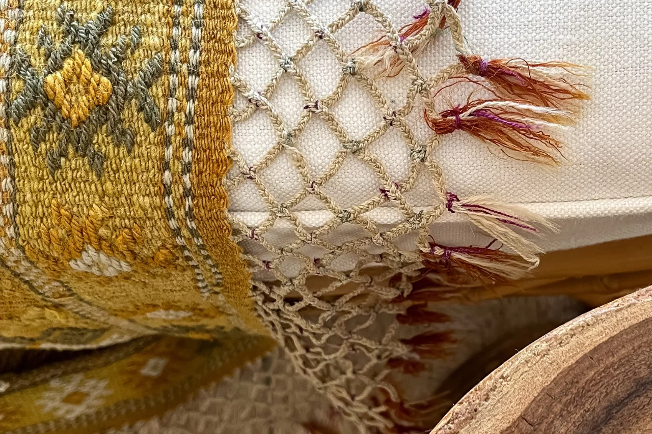 4_womanhood_threads_traces_cretan_malia_park