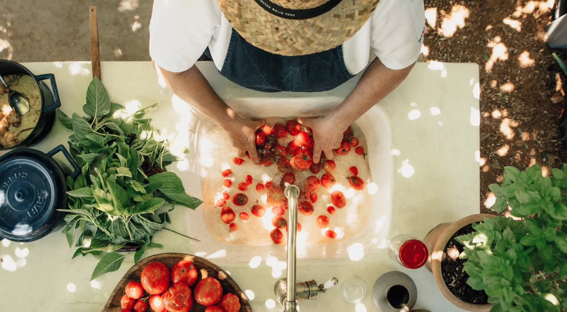 Altogether, kinder hospitality