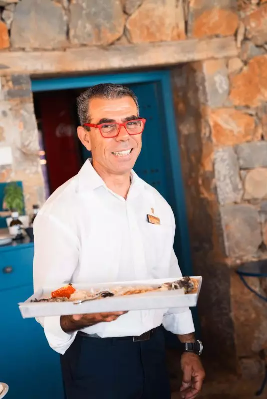 2445 - Haris Blue Door Taverna (2)